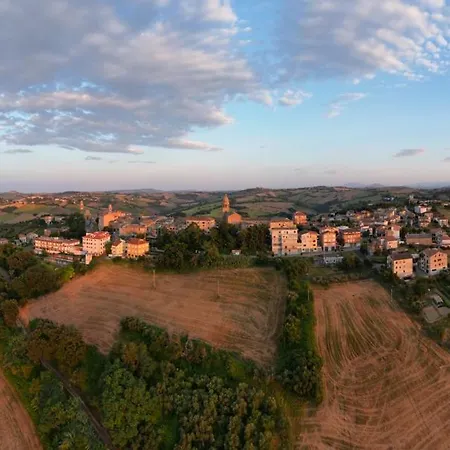 فندق مبيت وإفطار Gastronomic Carlocarla