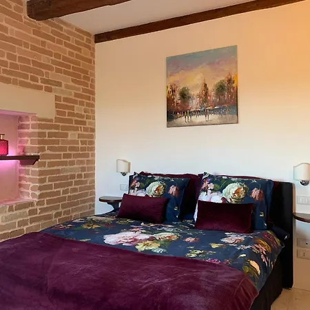 Gastronomic Carlocarla Bed & Breakfast