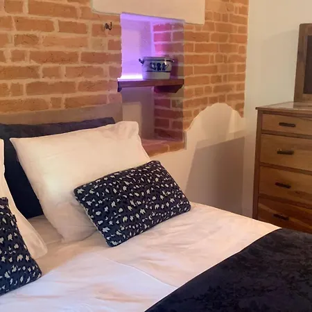 Gastronomic Carlocarla Bed & Breakfast *