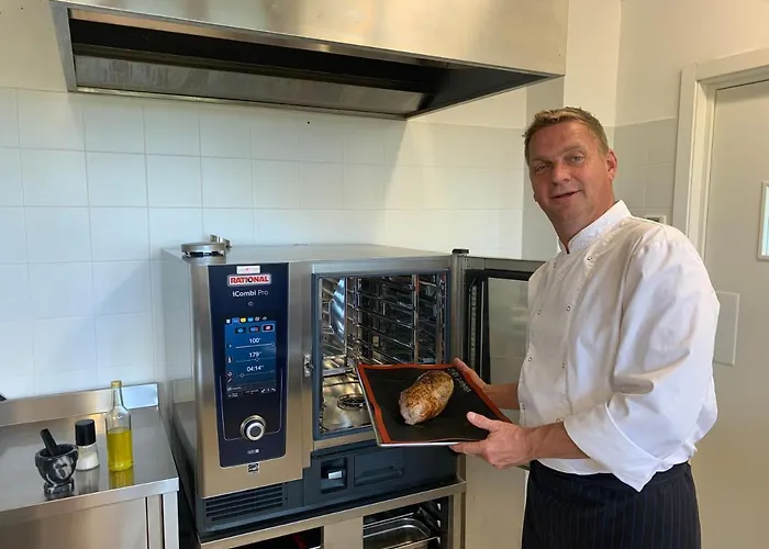 Gastronomic Carlocarla 4* Monte San Pietrangeli