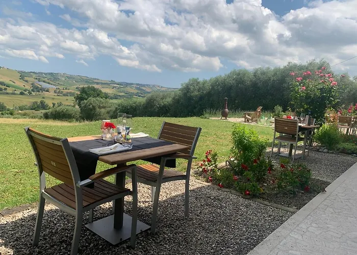 Gastronomic Carlocarla 4* Monte San Pietrangeli